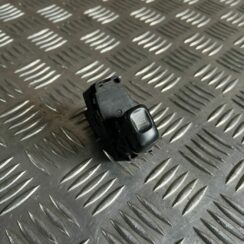 Stikla pacelšanas poga priekš VOLVO S60 2007