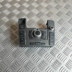 Multimēdijas vadības bloks priekš AUDI A6 AVANT 2006