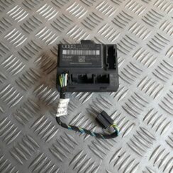 Priekšējo kreiso durvju vadības bloks priekš AUDI A6 AVANT 2006