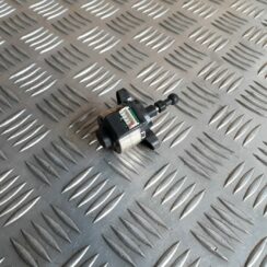 Lukturu augstuma regulēšanas korektors priekš AUDI A6 AVANT 2006