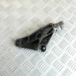 Dzinēja kronšteins priekš AUDI A6 AVANT 2006