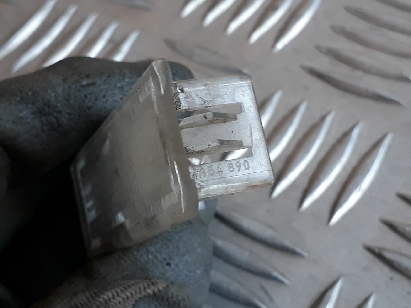 Apgaismojums aizmugurējā statņa apdarē priekš BMW 530D E61 2006 TOURING BLUE 3 Apgaismojums aizmugurējā statņa apdarē priekš BMW 530D E61 2006 TOURING BLUE