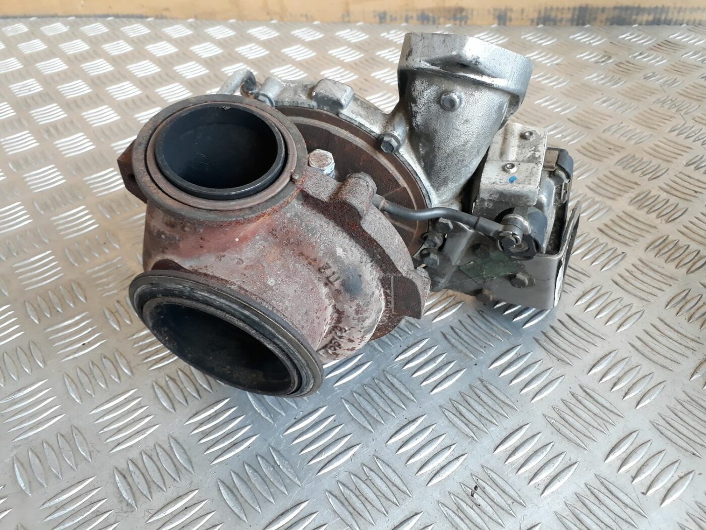 Turbīna priekš BMW 530D E61 2006 TOURING BLUE 5 Turbīna priekš BMW 530D E61 2006 TOURING BLUE