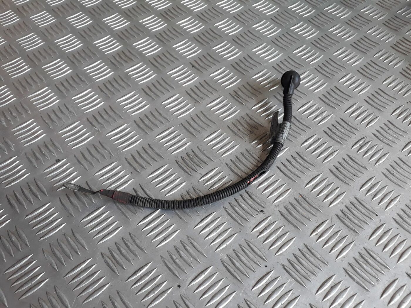 Kvēlsveču vadi priekš BMW 530D E61 2006 TOURING BLUE