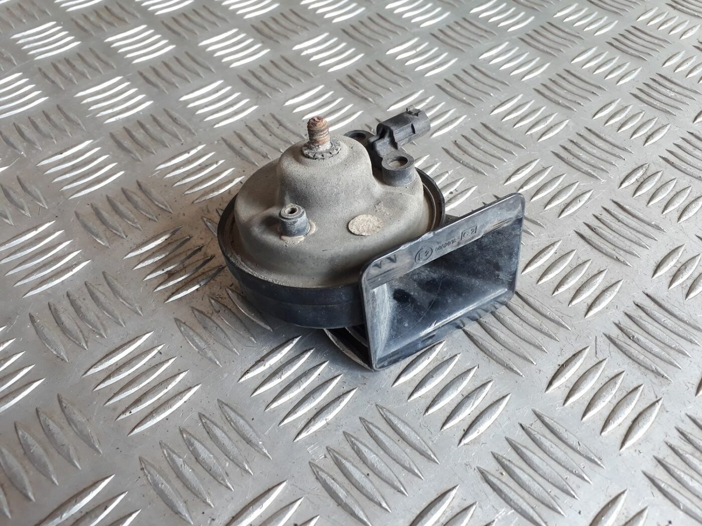 Skaņas signāls priekš BMW 530D E61 2006 TOURING BLUE