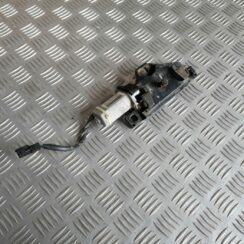 Bagažnieka vāka slēdzenes servomotors priekš BMW 530D E61 2006 TOURING BLUE