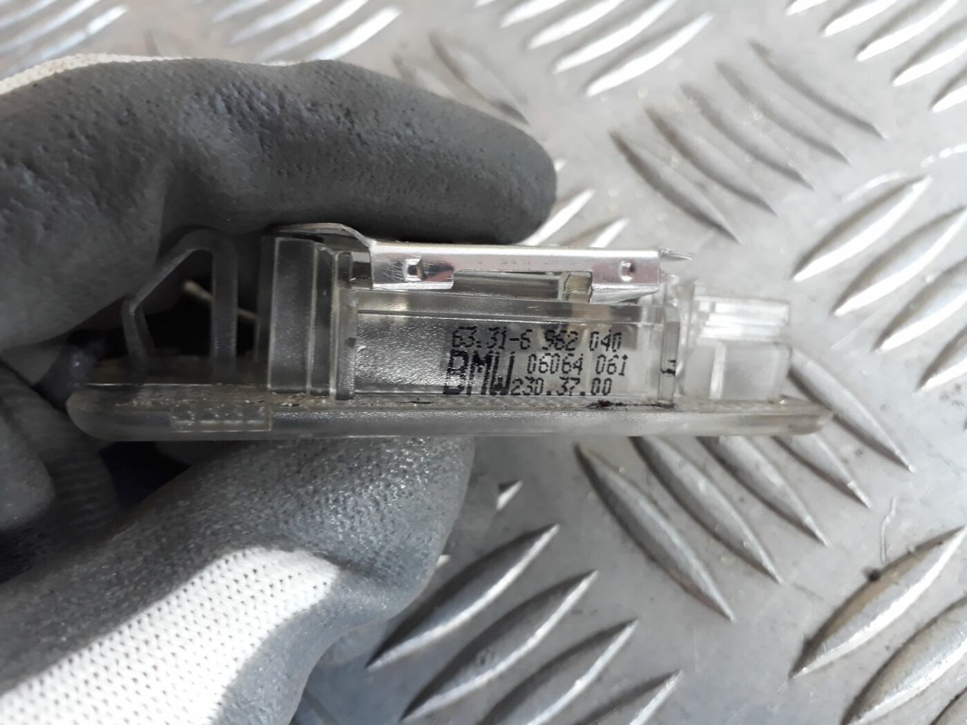 Apgaismojums bagažnieka nodalījuma priekš BMW 530D E61 2006 TOURING BLUE