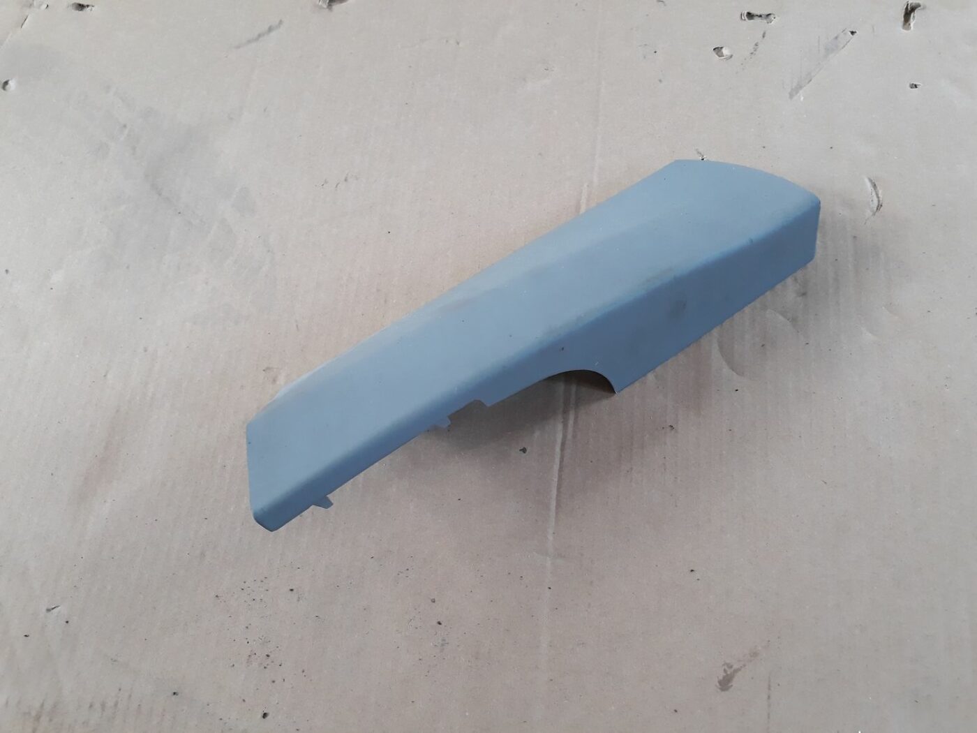 Bagāžnieka nodalījuma sānu apdare priekš BMW 530D E61 2006 TOURING BLUE 1 Bagāžnieka nodalījuma sānu apdare priekš BMW 530D E61 2006 TOURING BLUE