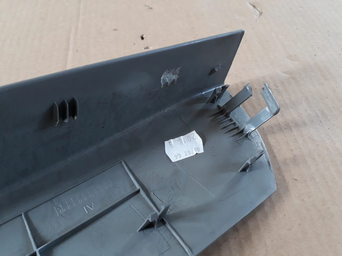 Bagāžnieka nodalījuma sānu apdare priekš BMW 530D E61 2006 TOURING BLUE 4 Bagāžnieka nodalījuma sānu apdare priekš BMW 530D E61 2006 TOURING BLUE