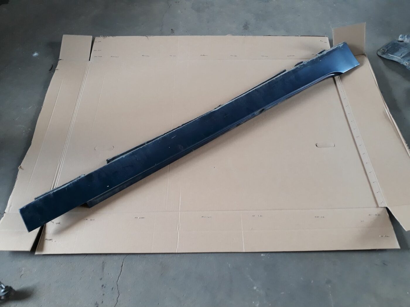 Ārēja sliekšņa laba uzlika priekš BMW 530D E61 2006 TOURING BLUE