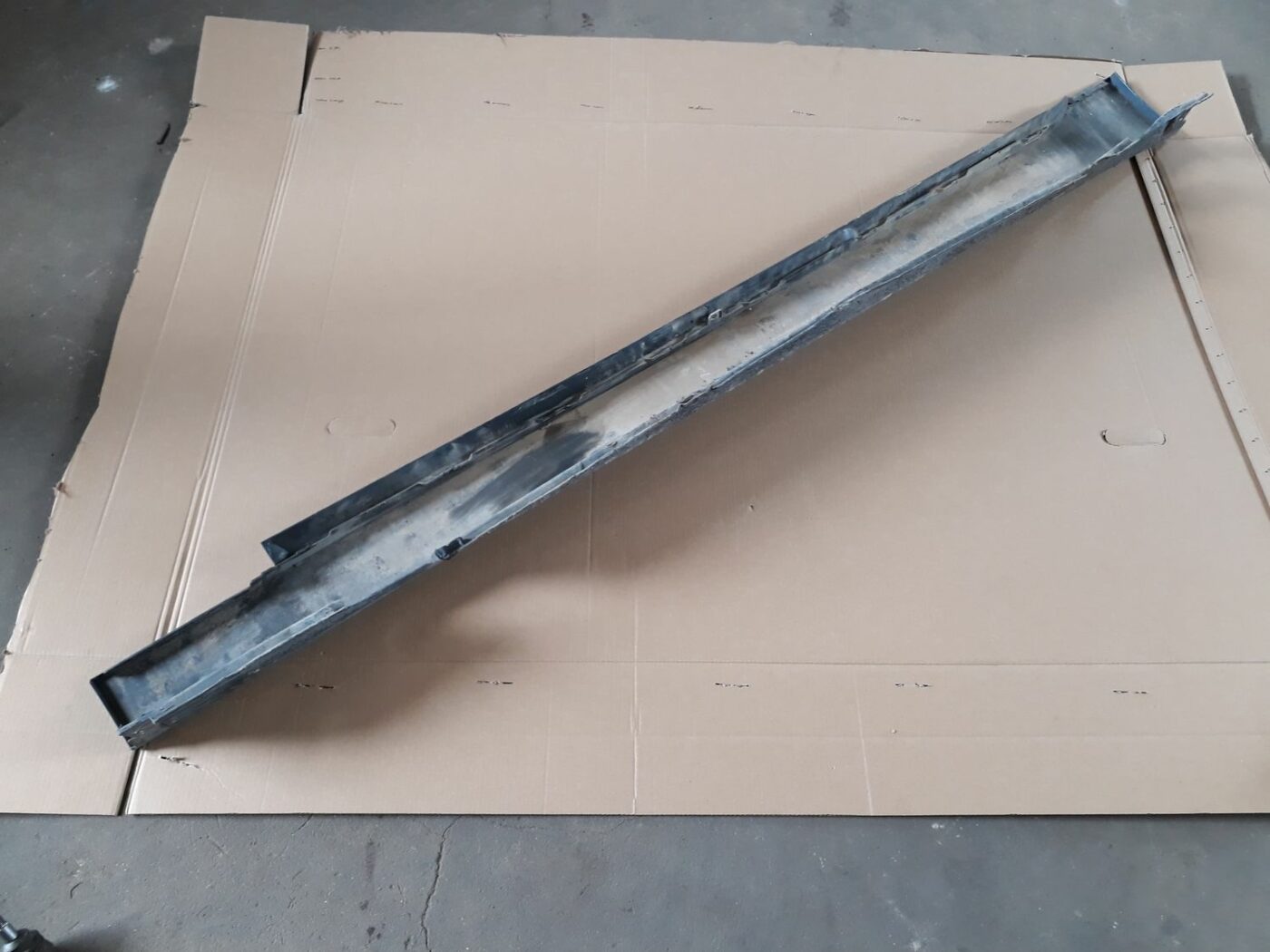 Ārēja sliekšņa laba uzlika priekš BMW 530D E61 2006 TOURING BLUE