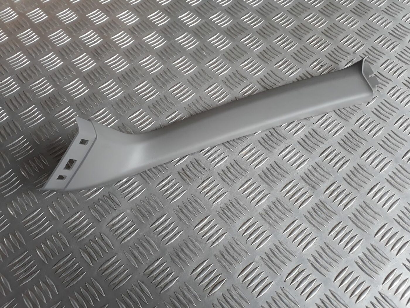 Bagāžnieka vāka apdare priekš BMW 530D E61 2006 TOURING BLUE