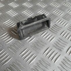 Bagažnieka vāka rokturis priekš BMW 530D E61 2006 TOURING BLUE