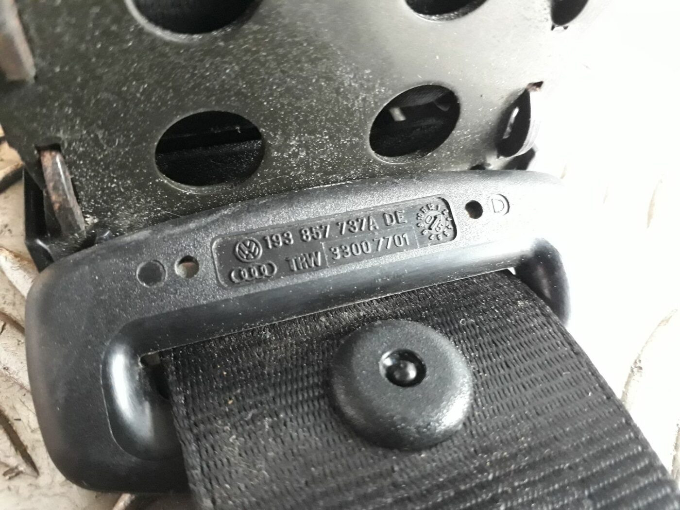 Aizmugurējā kreisa drošības josta priekš SEAT IBIZA 2005