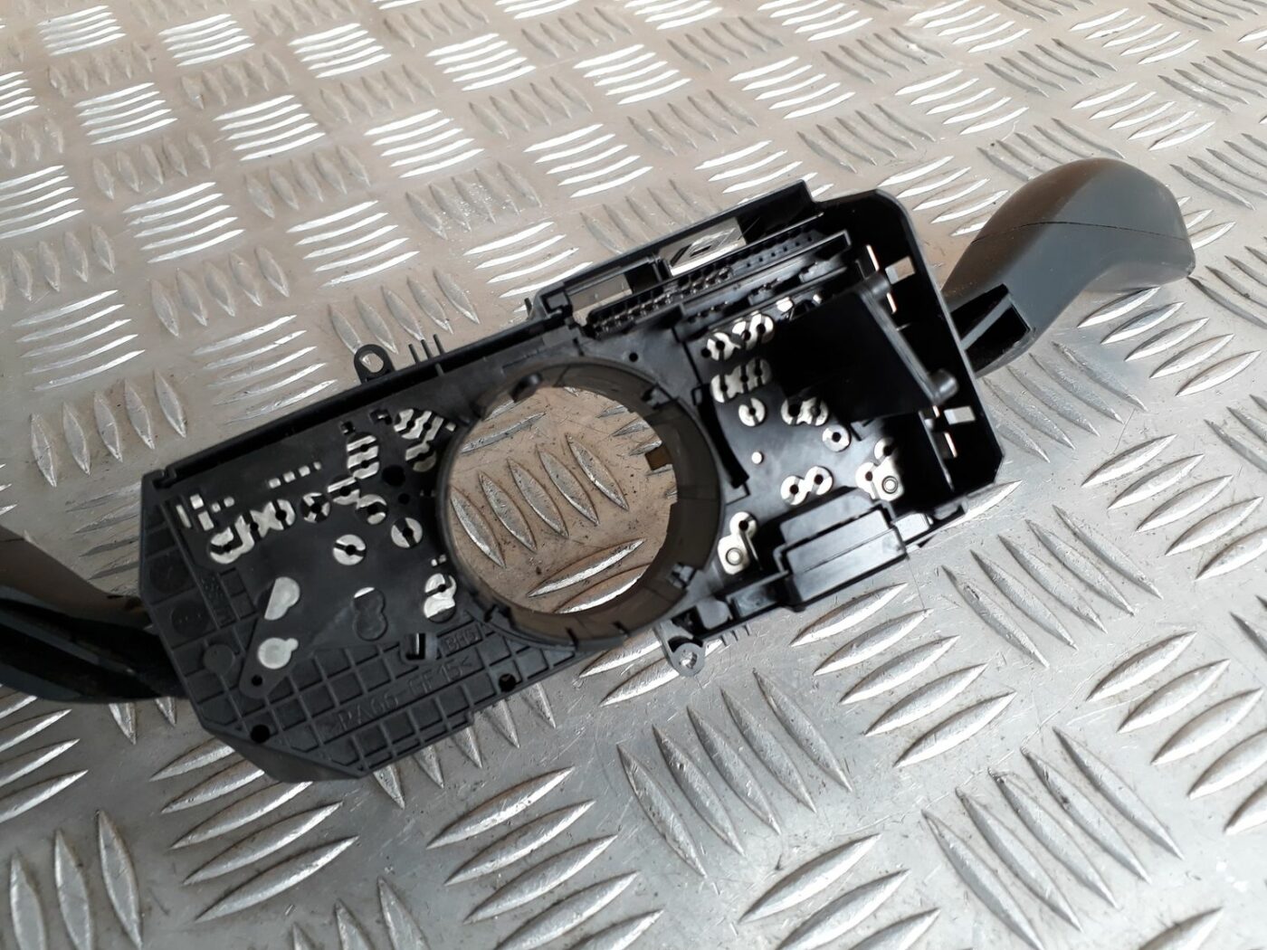 Stūres statnes slēdzis priekš SEAT IBIZA 2005 4 Stūres statnes slēdzis priekš SEAT IBIZA 2005