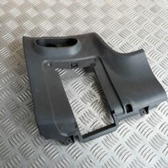 Mērinstrumentu paneļa apdare (zem stūres) priekš SEAT IBIZA 2005