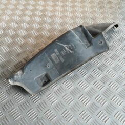 Ieliktņis starp spārnu un durvīm priekš SEAT IBIZA 2005