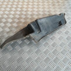 Ieliktņis starp spārnu un durvīm priekš SEAT IBIZA 2005