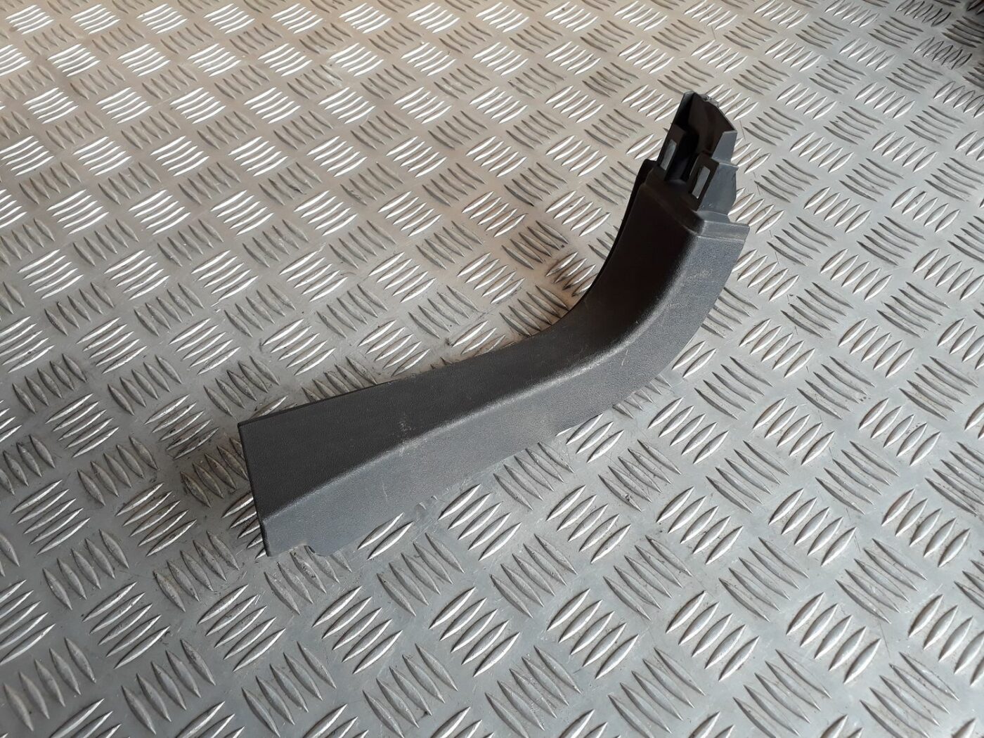 Bagāžnieka vāka apdare priekš SEAT IBIZA 2005