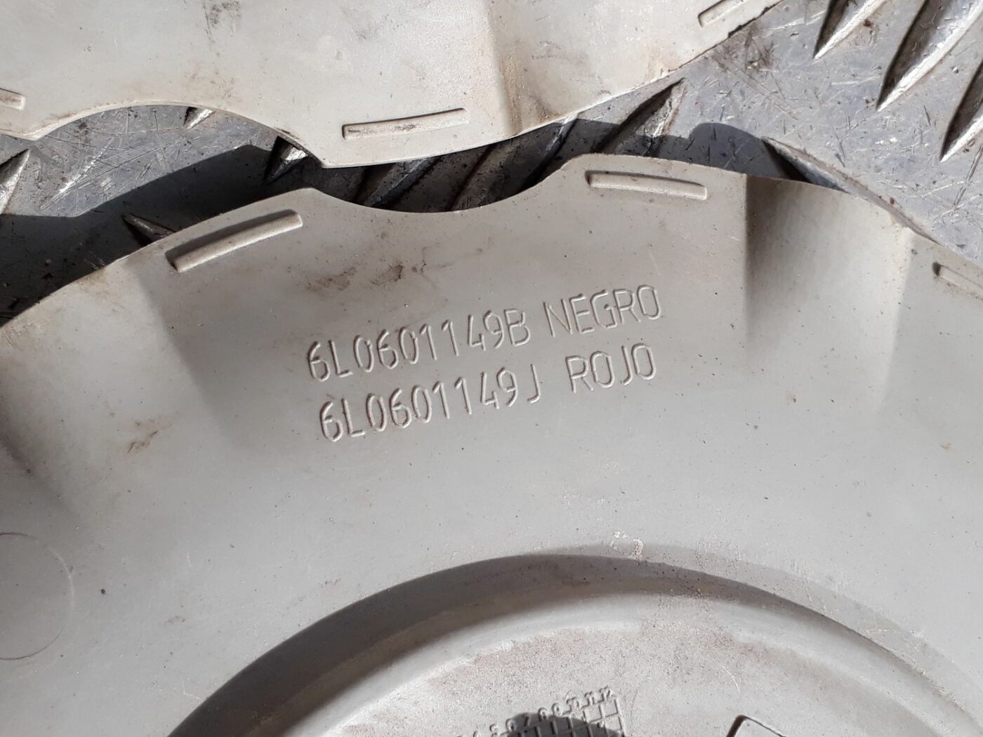 Diska kalpaks priekš SEAT IBIZA 2005