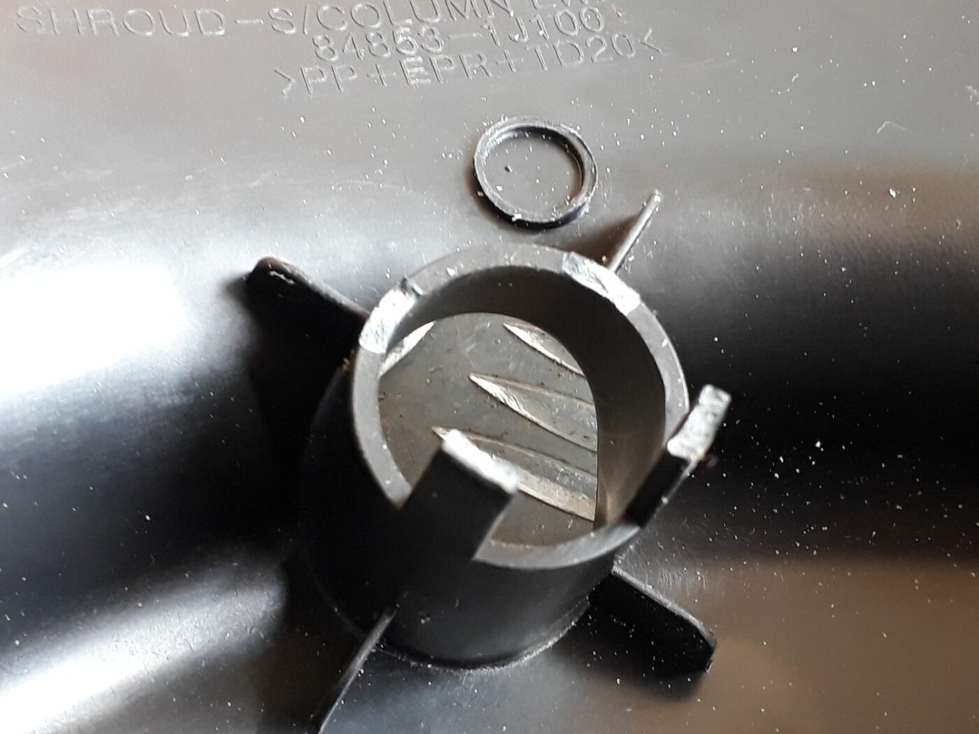 Stūres statnes putekļu aizsargs (salonā) priekš HYUNDAI I20 2011