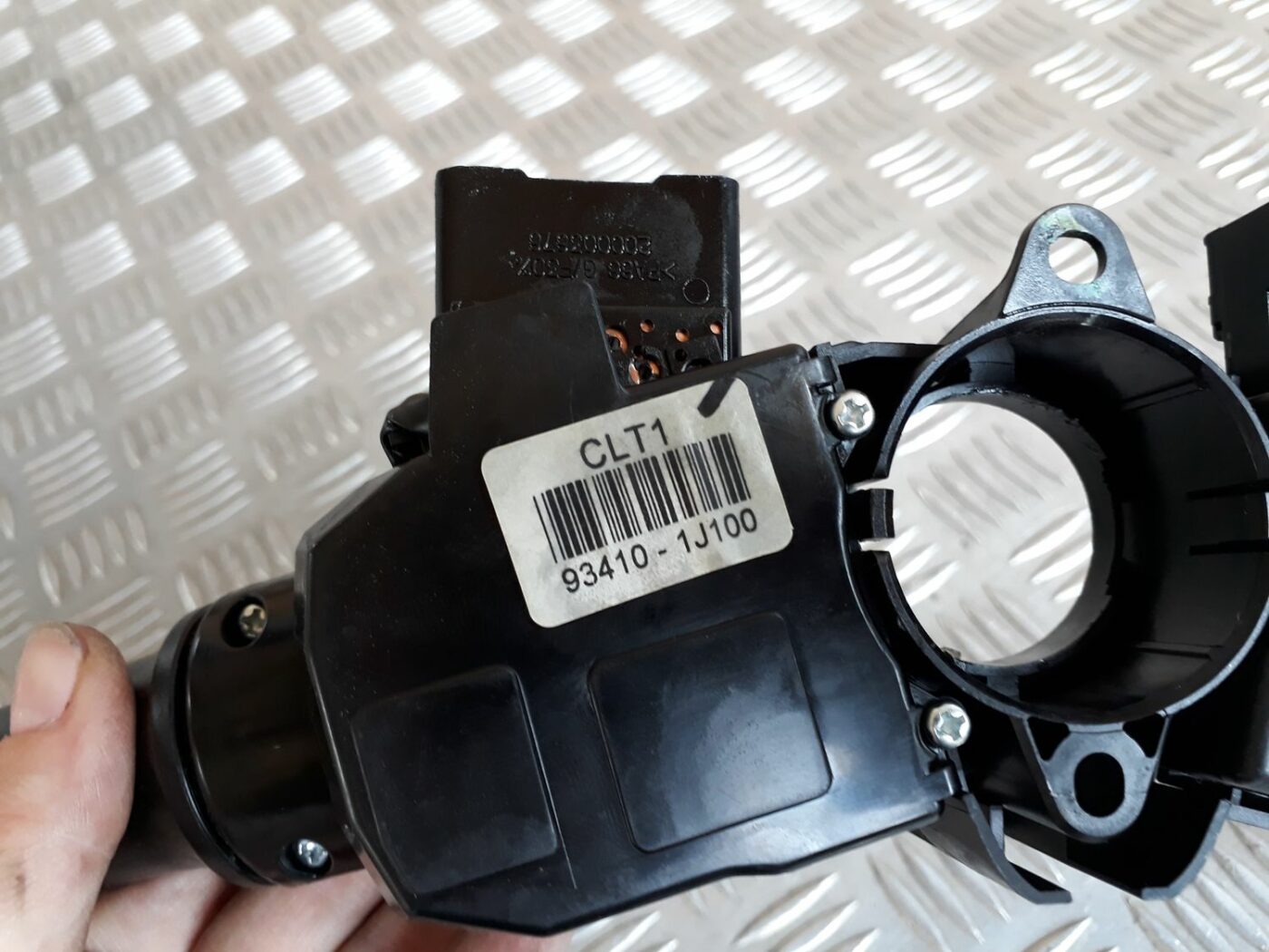 Stūres statnes slēdzis priekš HYUNDAI I20 2011 5 Stūres statnes slēdzis priekš HYUNDAI I20 2011