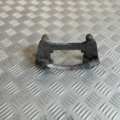 Priekšējā kreisā suporta rāmis priekš HYUNDAI I20 2011