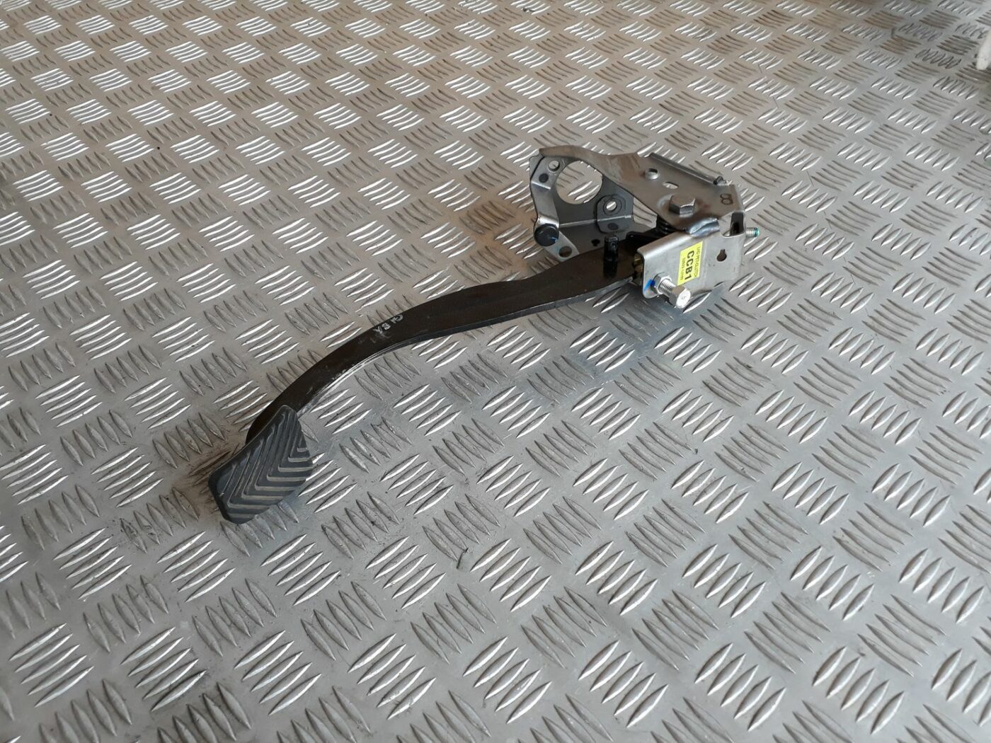 Sajūga pedālis priekš HYUNDAI I20 2011 1 Sajūga pedālis priekš HYUNDAI I20 2011