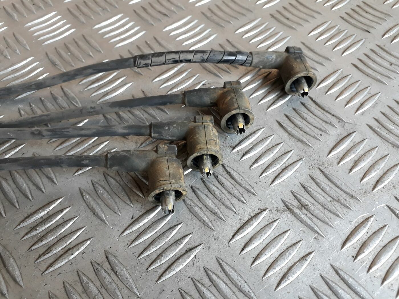 Kvēlsveču vadi priekš HYUNDAI I20 2011 5 Kvēlsveču vadi priekš HYUNDAI I20 2011