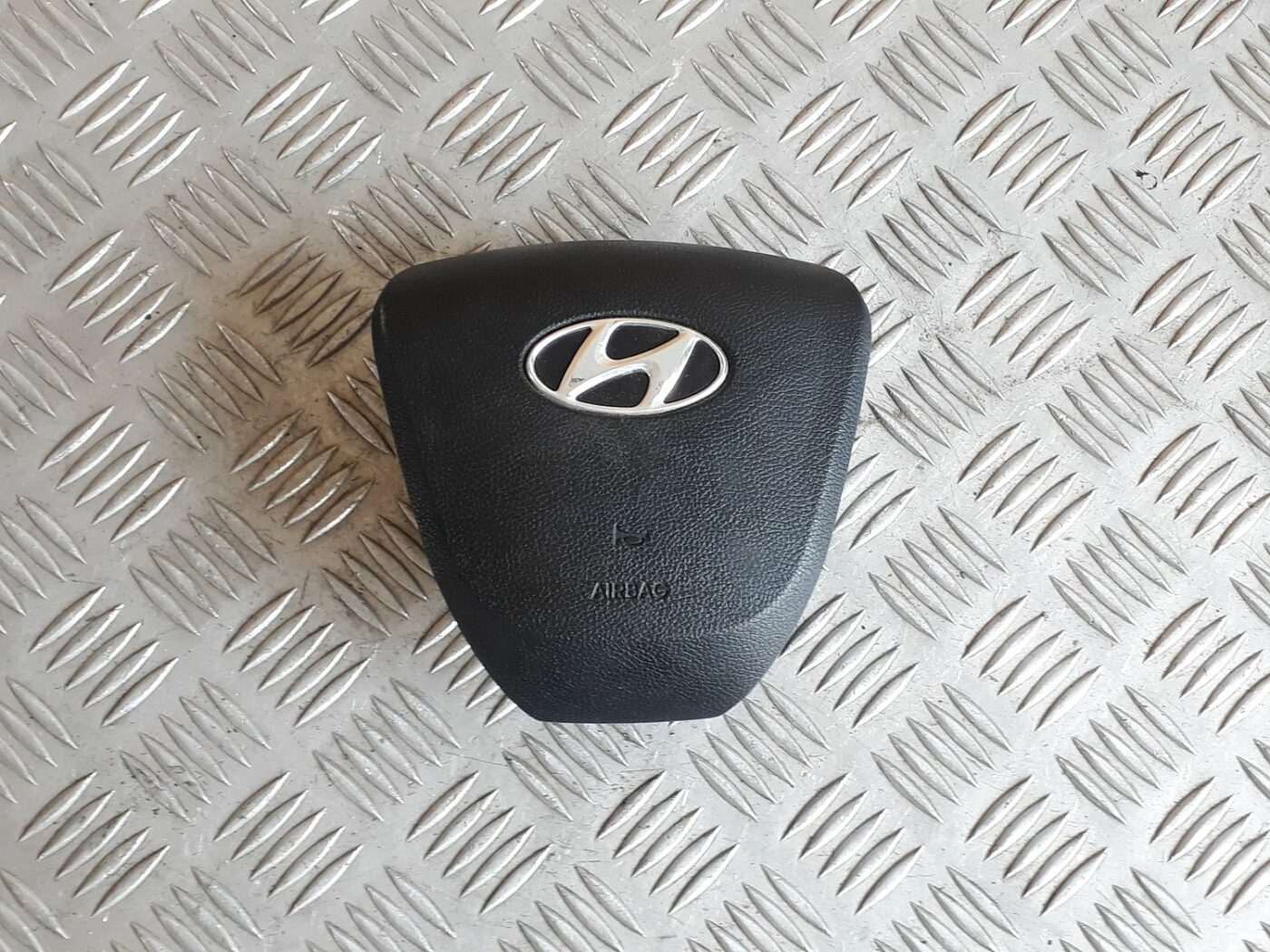 Stūres drošības spilvens priekš HYUNDAI I20 2011 1 Stūres drošības spilvens priekš HYUNDAI I20 2011