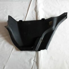 Bagāžnieka nodalījuma sānu apdare priekš HYUNDAI I20 2011