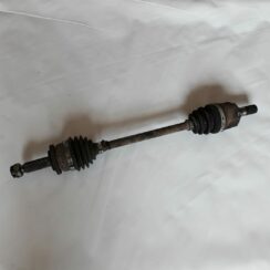 Pusass priekšējā kreisā priekš HYUNDAI I20 2011