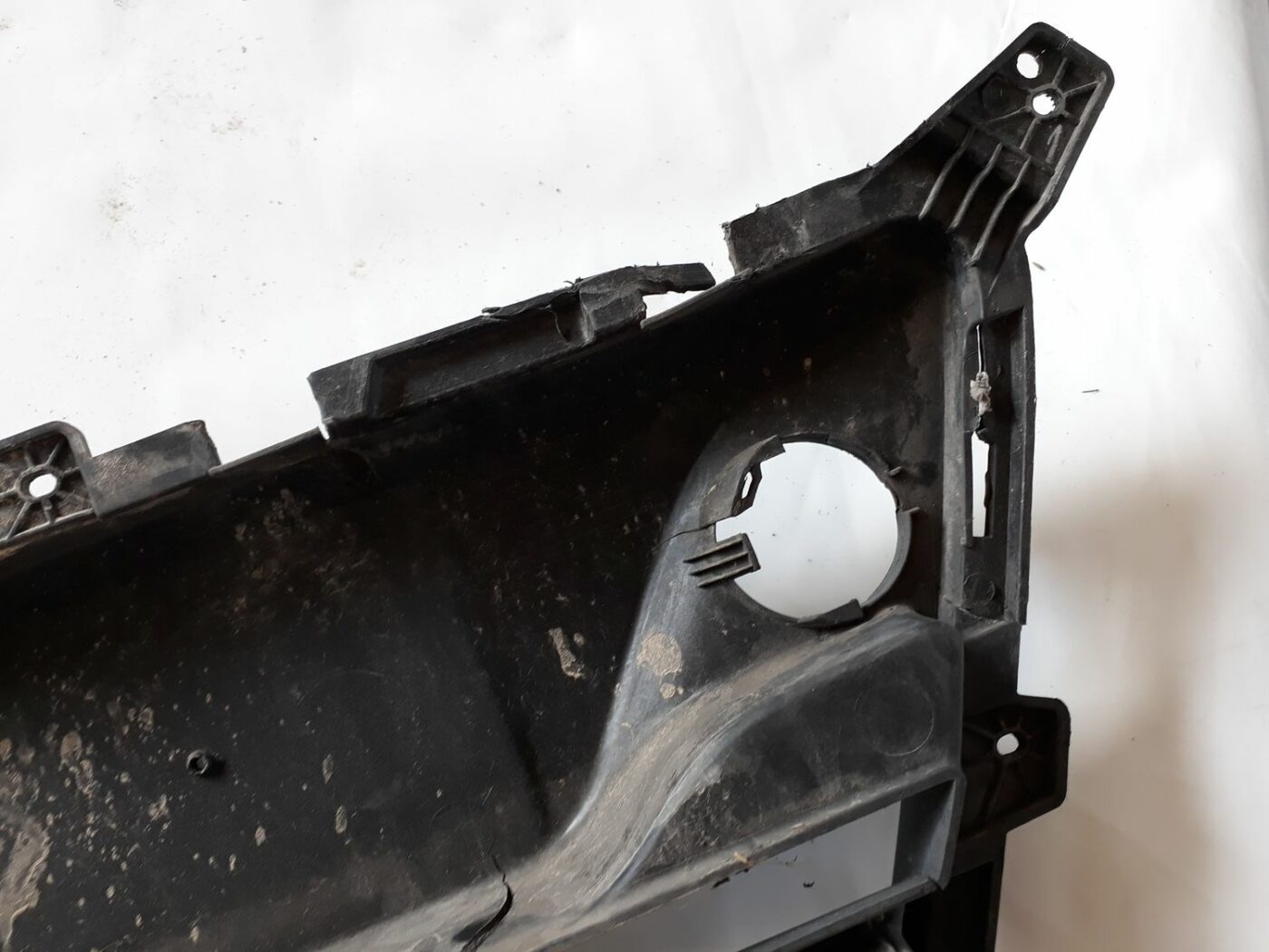 Bufera reste priekš HYUNDAI I20 2011 4 Bufera reste priekš HYUNDAI I20 2011