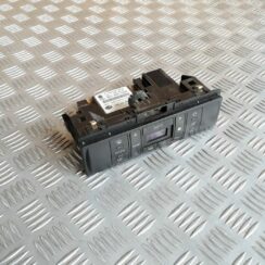 Klimata kontroles bloks priekš AUDI A4 1999