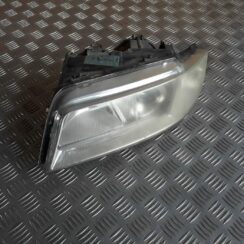Priekšējais kreisais lukturis priekš AUDI A4 1999