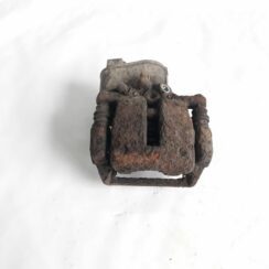 Aizmugurējais kreisais suports priekš VOLVO V70 2010