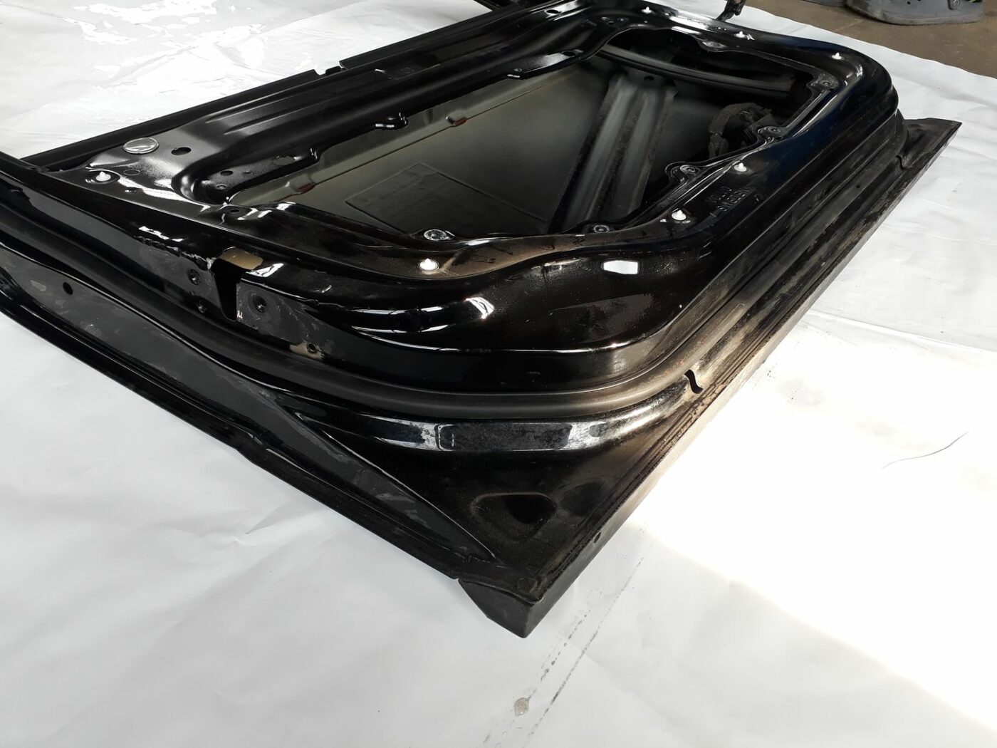 Priekšējās kreisās durvis priekš VOLVO V70 2010