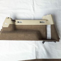 Bagāžnieka nodalījuma sānu apdare priekš VOLVO V70 2010