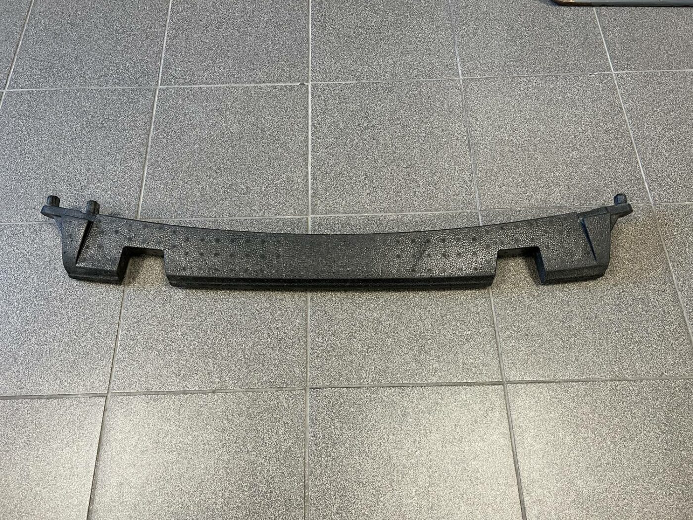 Bufera putuplasts priekš NISSAN QASHQAI 2016-2021