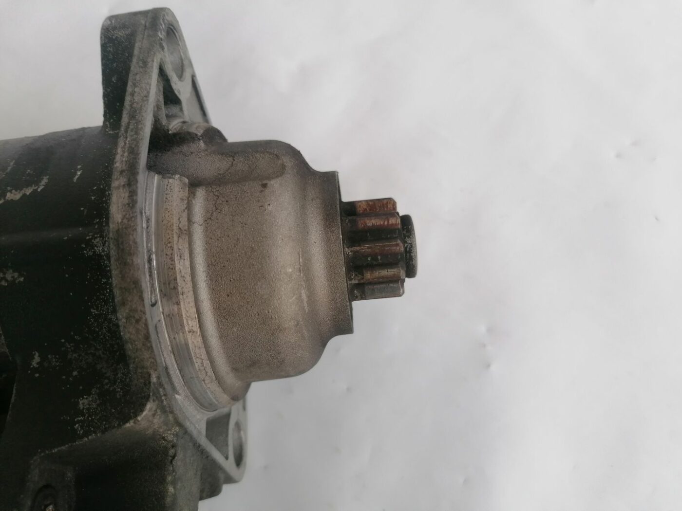 Starteris priekš VW NEW BEETLE 2001