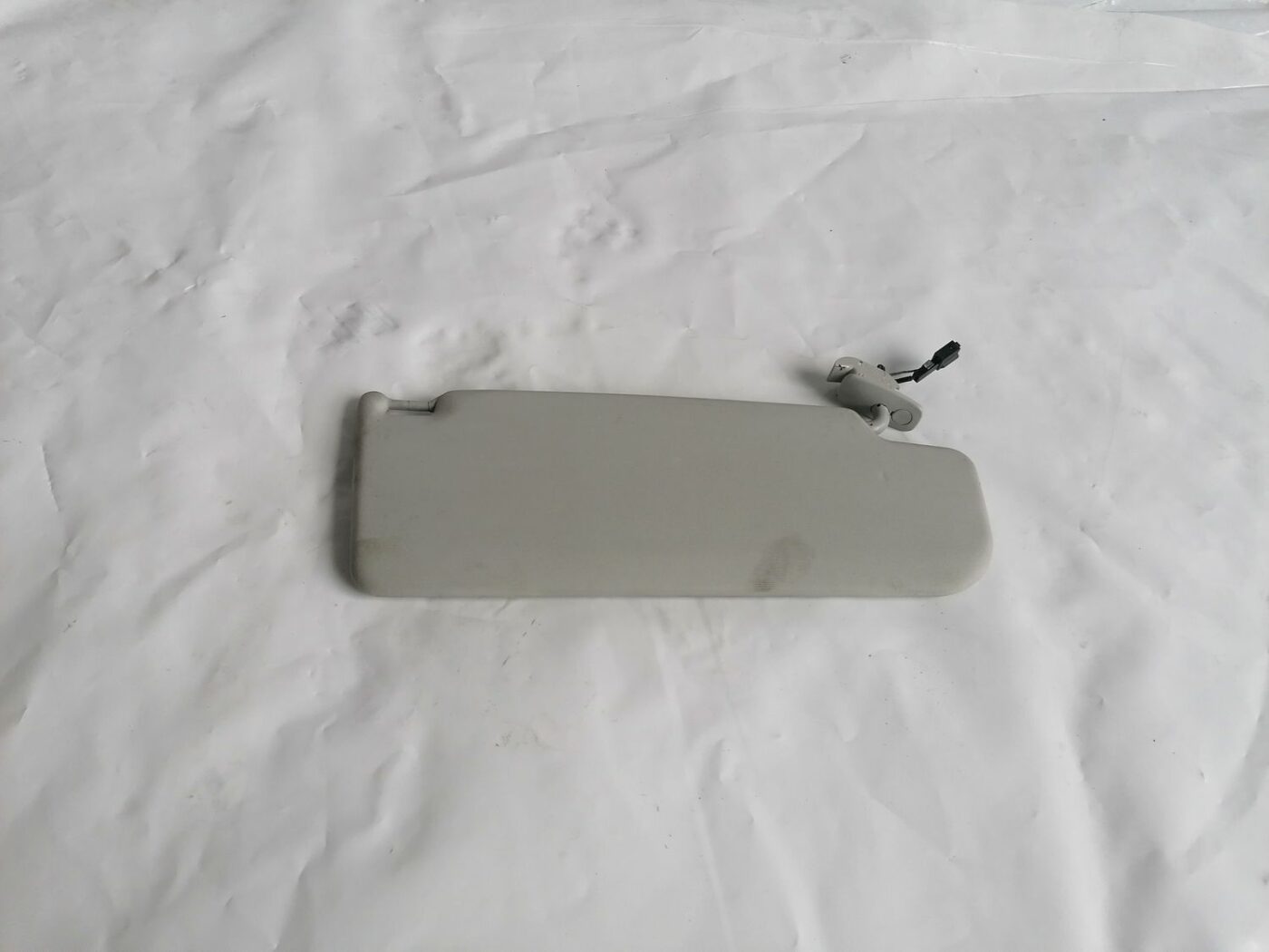 Saules aizsargs priekš VW NEW BEETLE 2001 1 Saules aizsargs priekš VW NEW BEETLE 2001