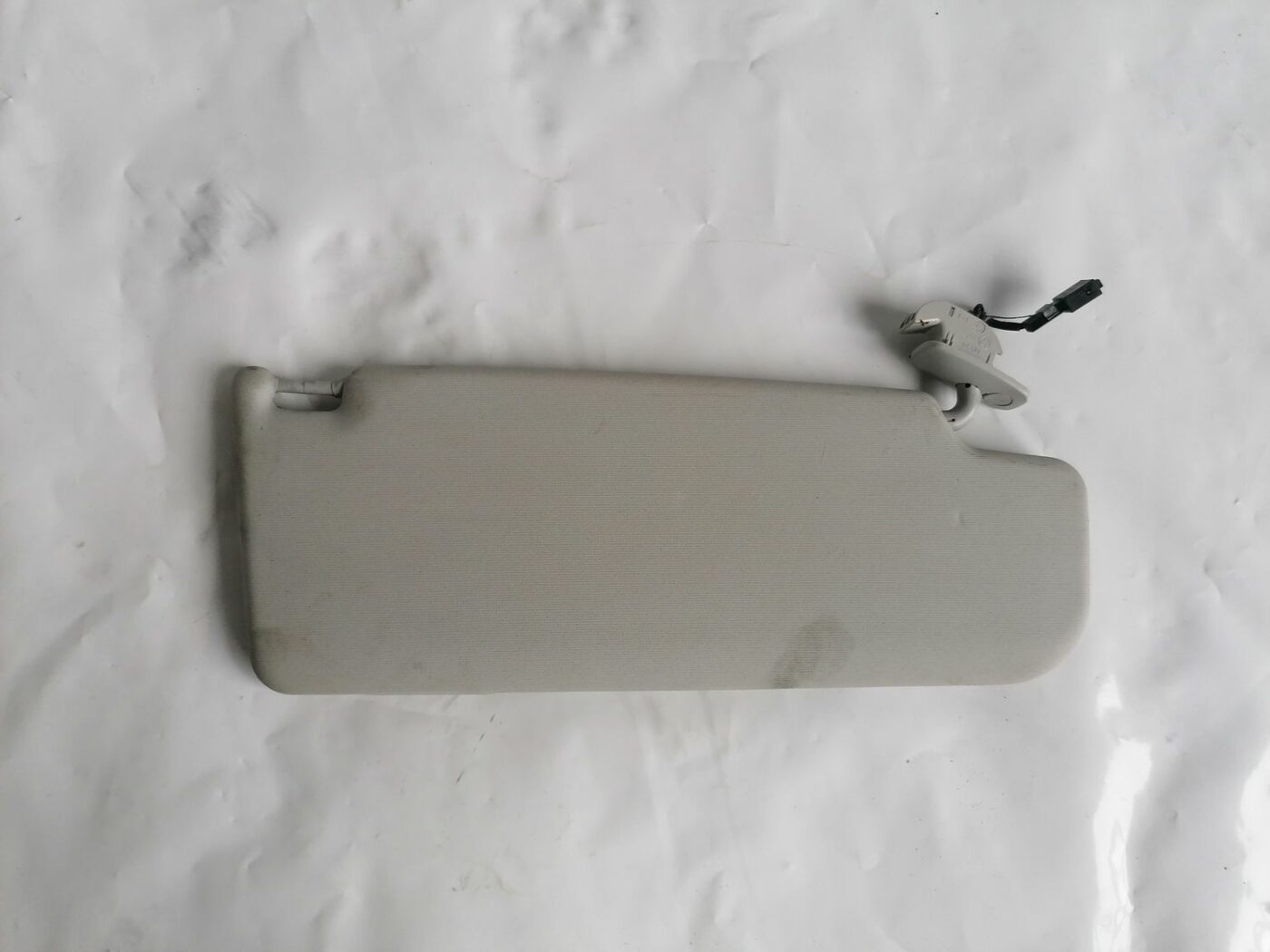 Saules aizsargs priekš VW NEW BEETLE 2001 2 Saules aizsargs priekš VW NEW BEETLE 2001