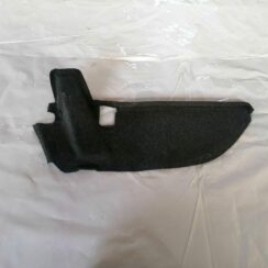 Bagāžnieka nodalījuma sānu apdare priekš VW NEW BEETLE 2001