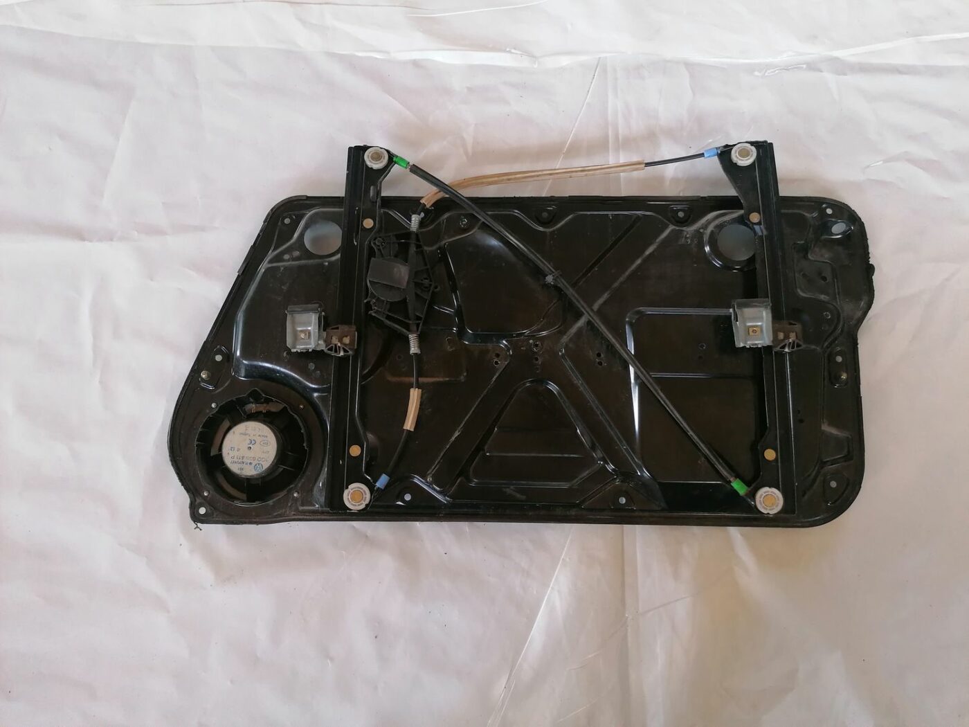 Stikla pacelšanas mehānisma panele priekš VW NEW BEETLE 2001