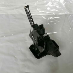 Pedāļa kronšteins priekš VW NEW BEETLE 2001