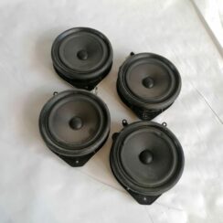 Durvju skaļrunis, apakšā priekš AUDI A4 2001 SEDAN