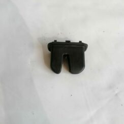 Bagažnieka slēdzenes vāks priekš AUDI A4 2001 SEDAN