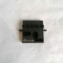 Komforta vadības bloks priekš AUDI A4 2001 SEDAN