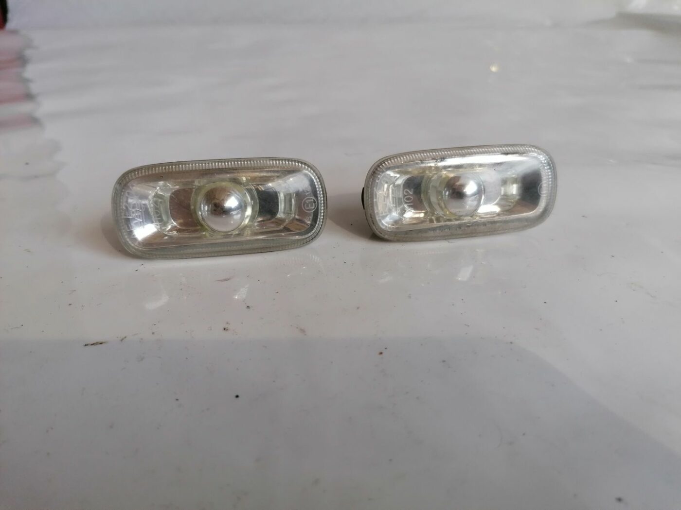 Pagrieziena signala lukturis priekš AUDI A4 2001 SEDAN 2 Pagrieziena signala lukturis priekš AUDI A4 2001 SEDAN