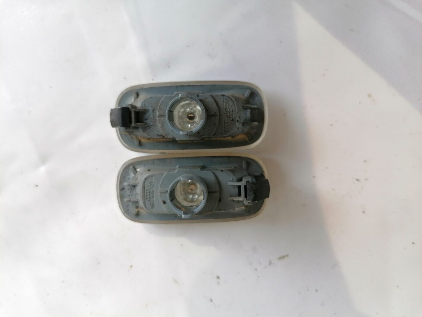 Pagrieziena signala lukturis priekš AUDI A4 2001 SEDAN 4 Pagrieziena signala lukturis priekš AUDI A4 2001 SEDAN